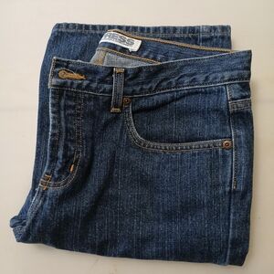 Express Dark Denim Jean's Low Rise Flare, Size 8 Cool Stitching on Pockets